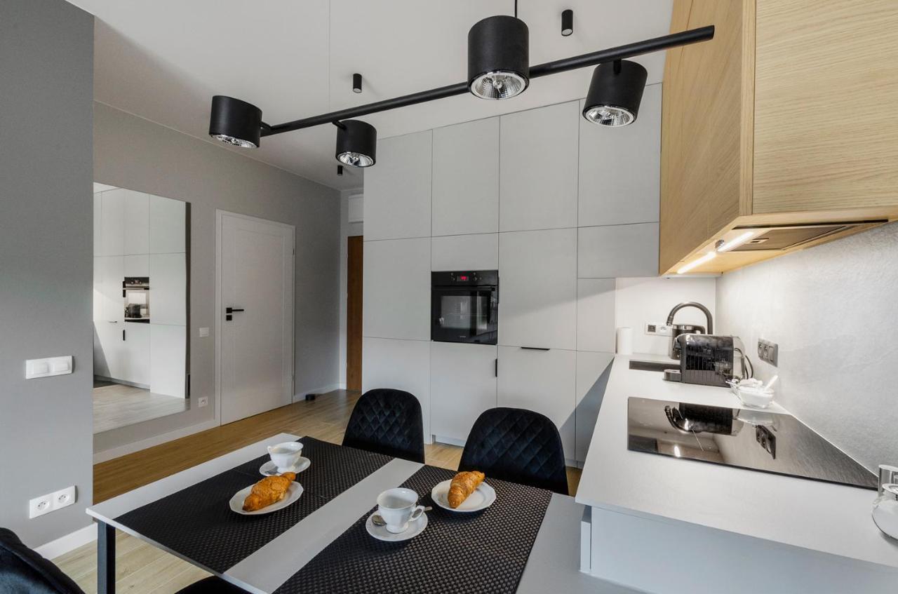 Apartament Manufaktura Centrum Z Klimatyzacja Λοτζ Εξωτερικό φωτογραφία