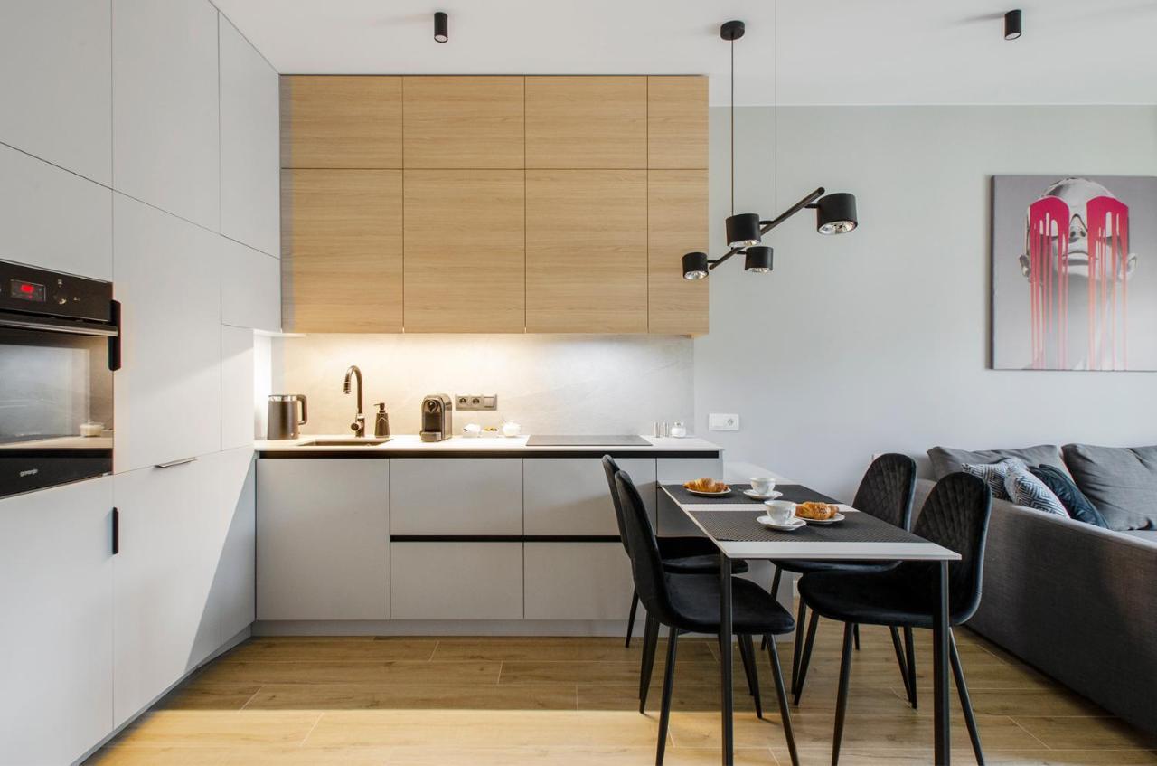 Apartament Manufaktura Centrum Z Klimatyzacja Λοτζ Εξωτερικό φωτογραφία